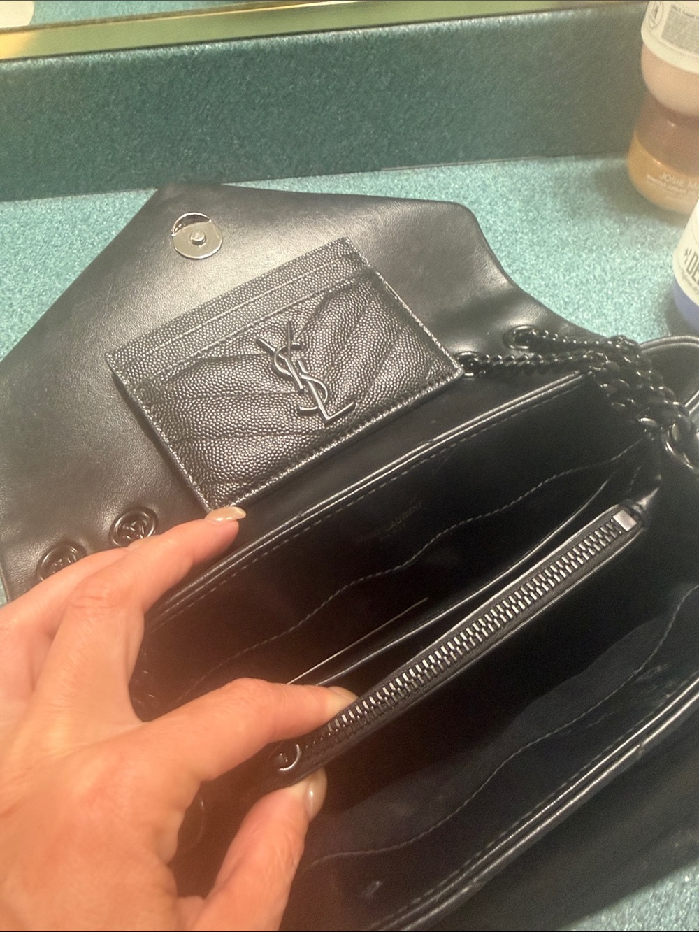 🖤Yves Saint Laurent LouLou Bag🖤 - Picture 13 of 15